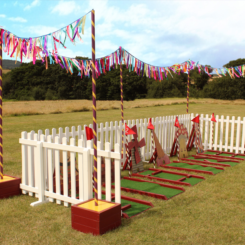 FOR SALE Circus Coloured Pole for Bunting/Festoon 2